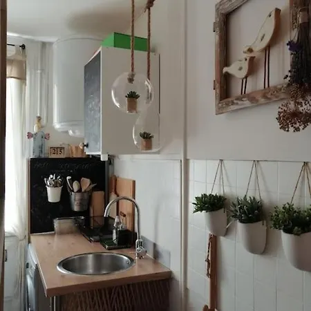 Coeur De Paris, Près Tour Eiffel *